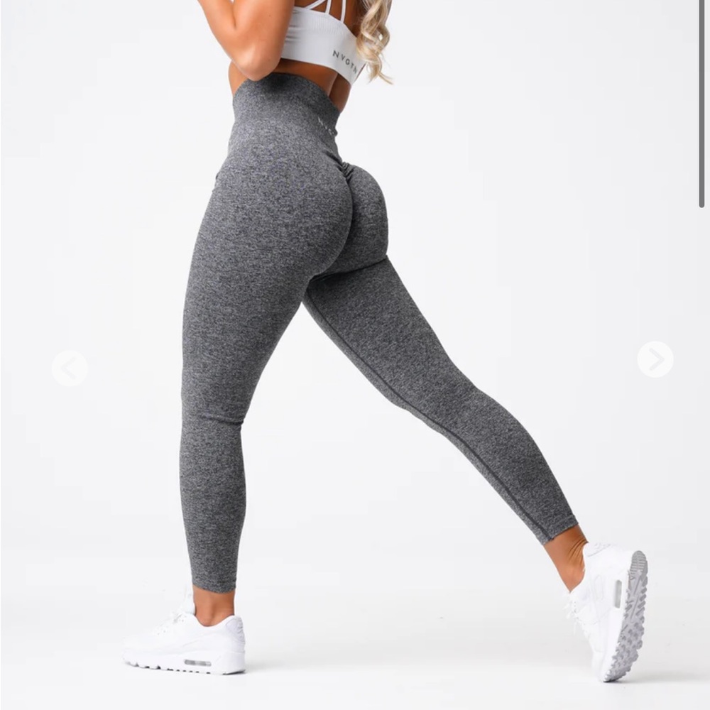NVGTN Black Speckled Scrunch Seamless leggings